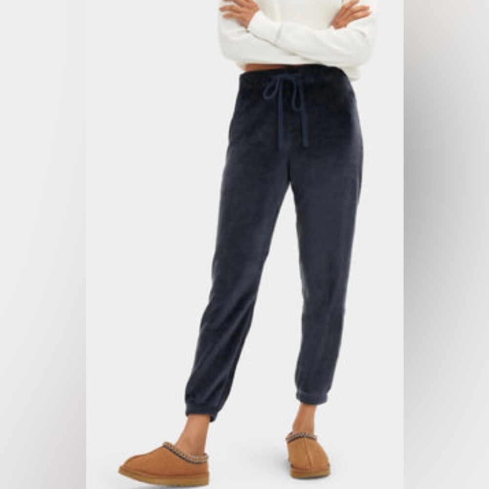 Ugg Betsey Fleece Bottoms